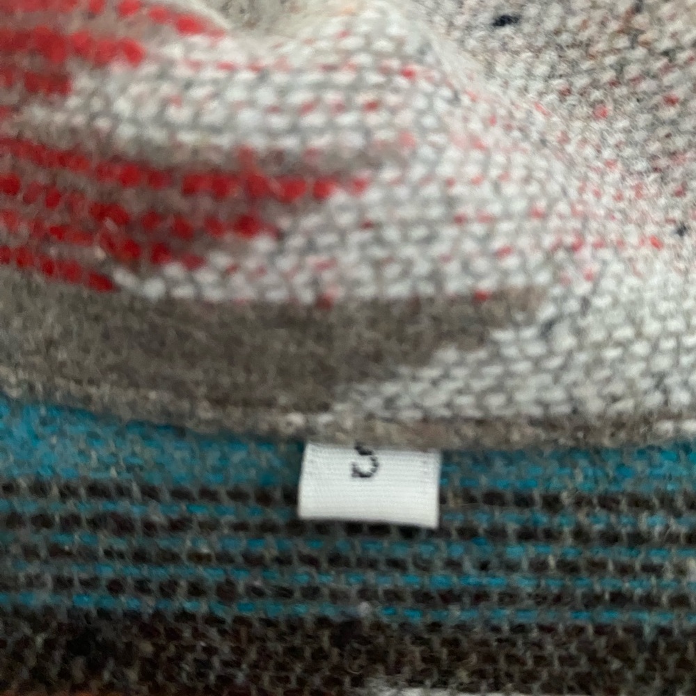 Aztec design jacket. - Picture 2 of 2